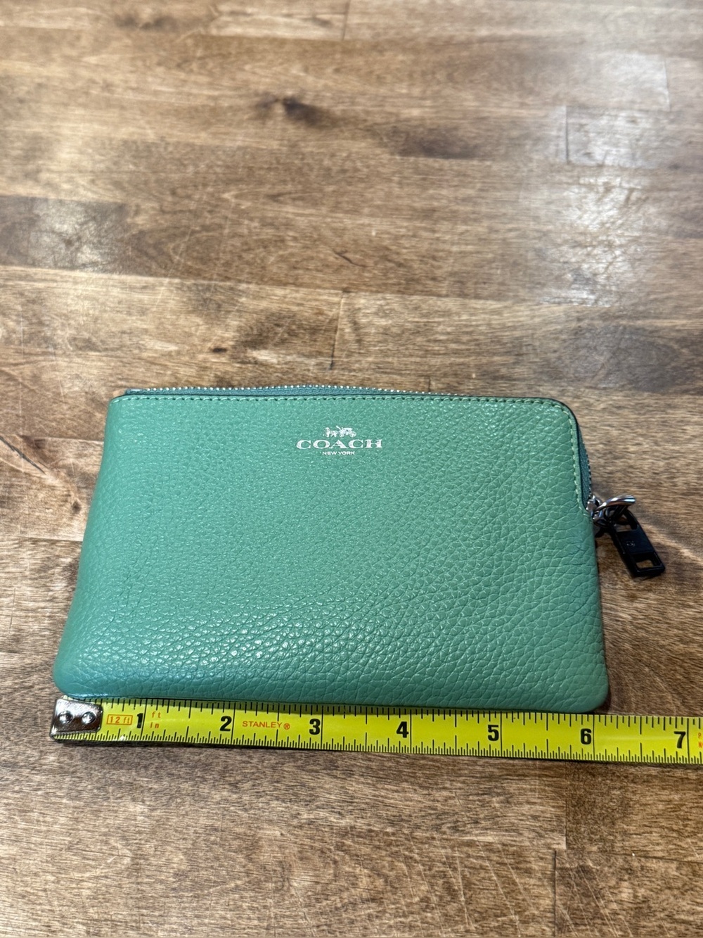 Coach Green Pebbled Leather Wristlet with Silver Logo - Picture 7 of 8